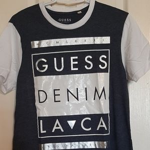 5 boys shirts. Size small to large fits 14-16